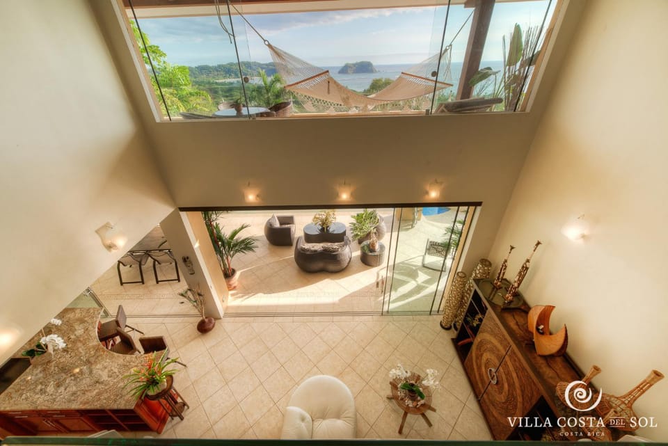 Bird's eye view, Balcony/Terrace, Kitchen or kitchenette, Living room, Seating area