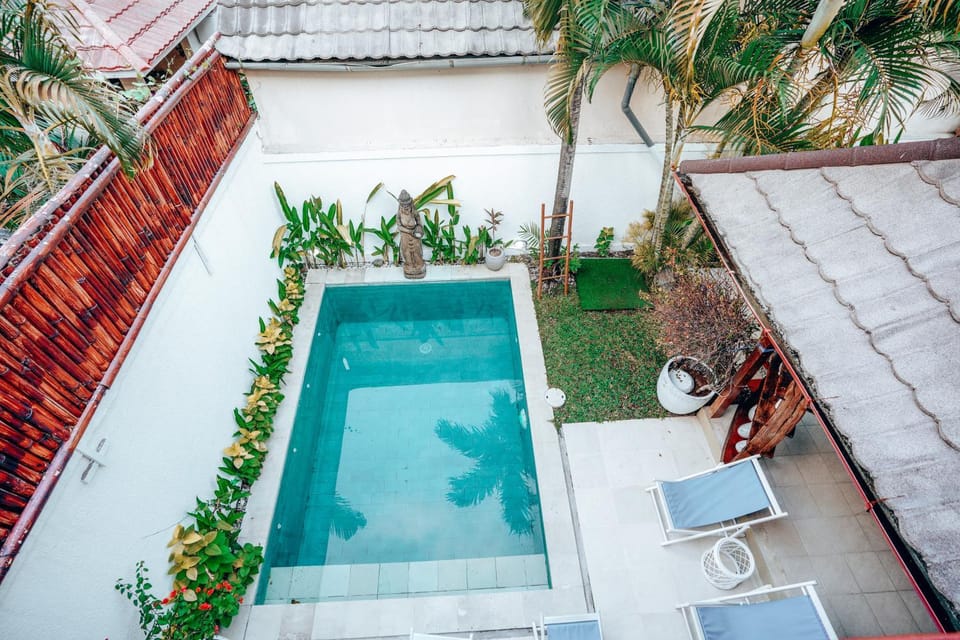 Pool view, Swimming pool