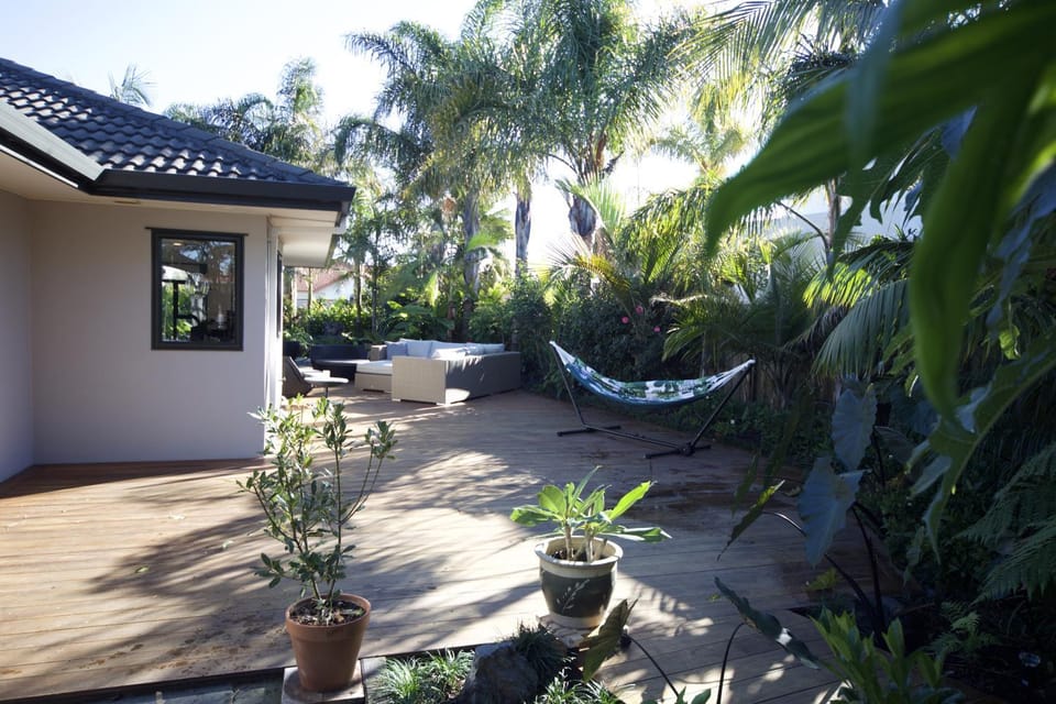Palm Garden Papamoa Beach Paradise Bed and Breakfast in Bay Of Plenty