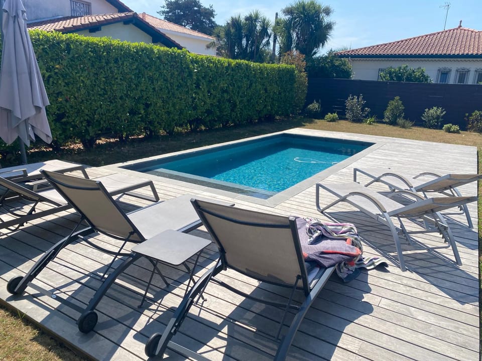 Pool view, Swimming pool, Swimming pool