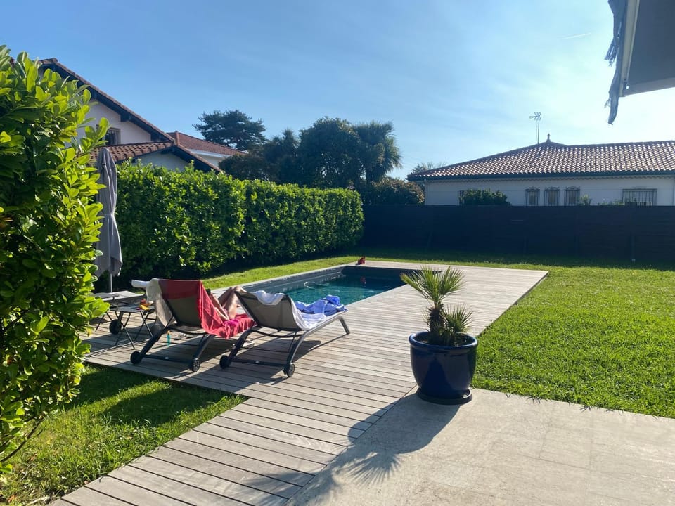 Garden, Garden, Swimming pool