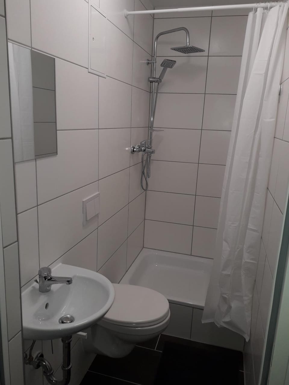 Monteurunterkunft Wolkersdorf Bed and Breakfast in Nuremberg