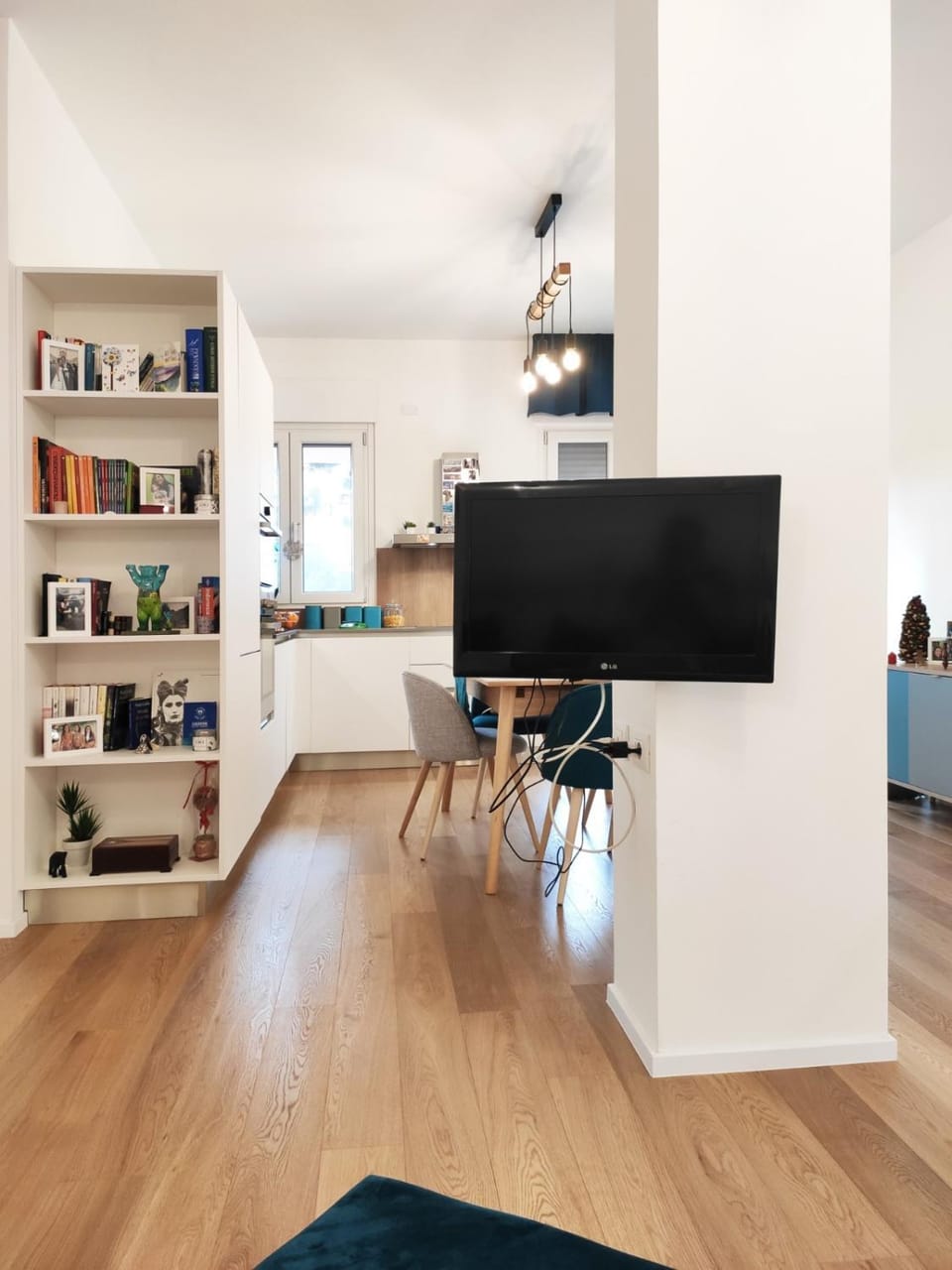 Communal lounge/ TV room, Living room