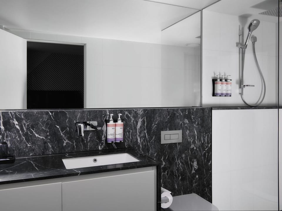 Toilet, Bathroom