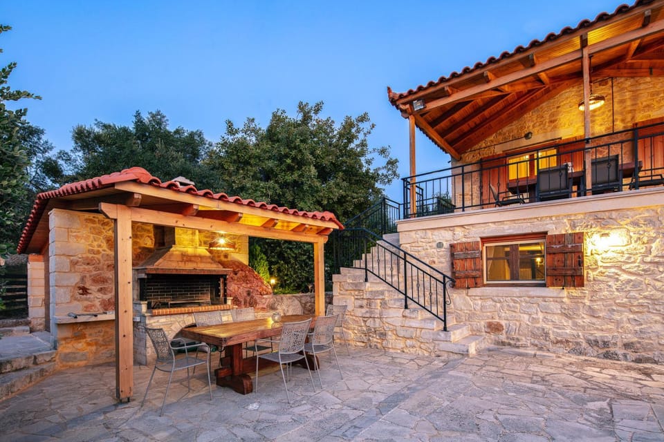 Patio, BBQ facilities