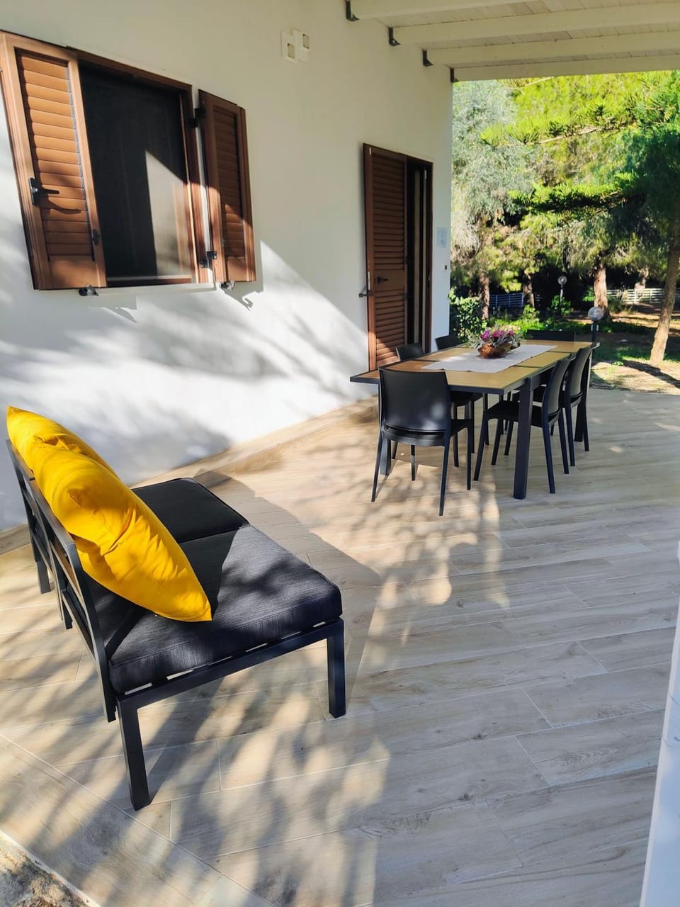 Garden, Dining area
