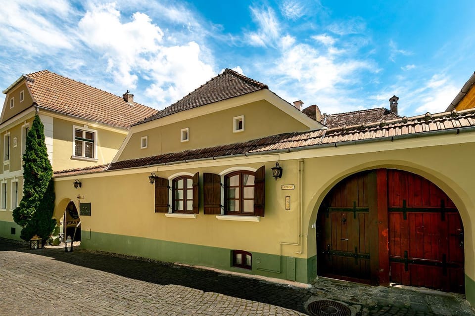 CASA JOSEPH HAYDN Hotel in Romania