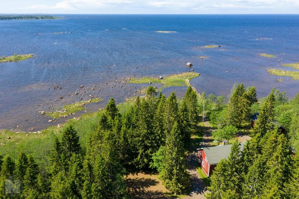 Nelikko juhla- ja majoitustilat Villa in Finland