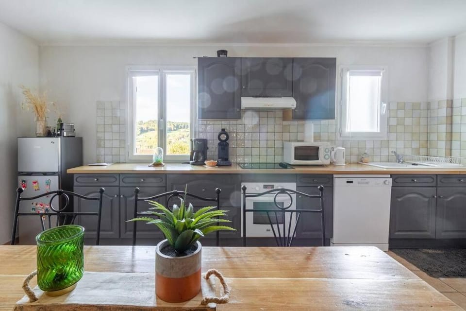 SARLAT, Apptmt T3 résidence CLIM PISCINE PARKING Apartment in Occitanie