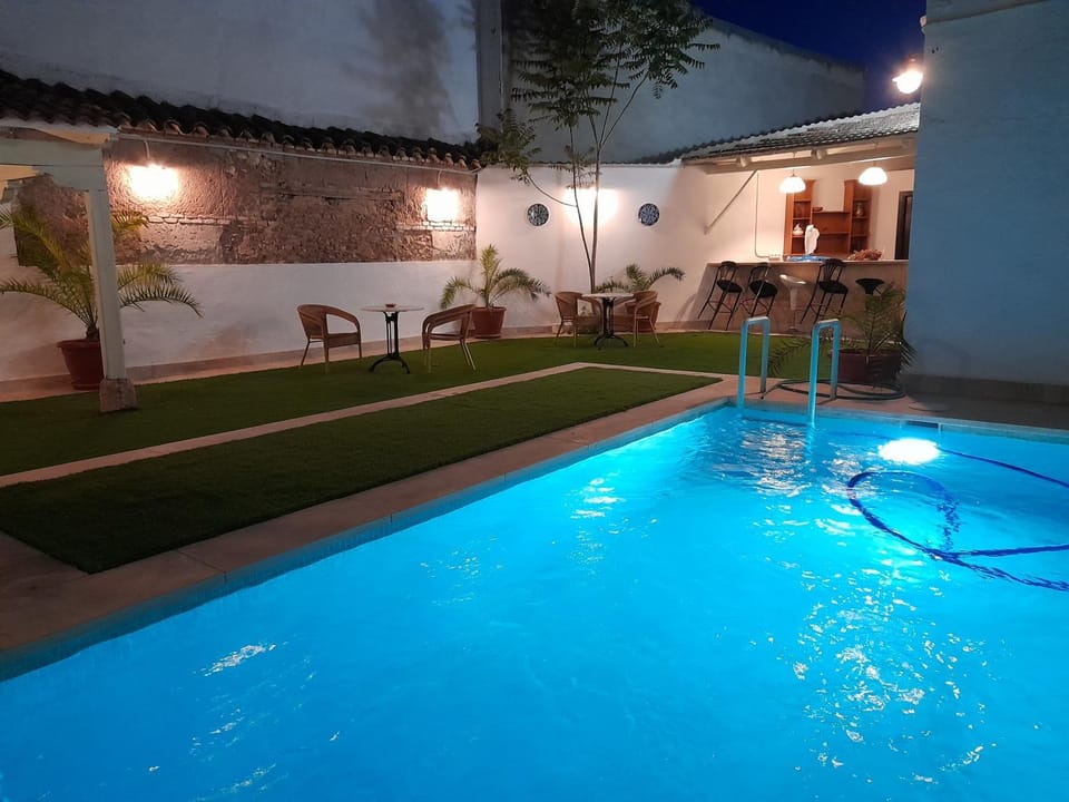 Night, Swimming pool