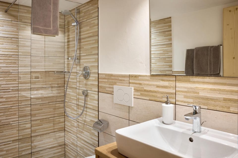 Hotel B&B Frohsinn Hotel in Trentino-South Tyrol