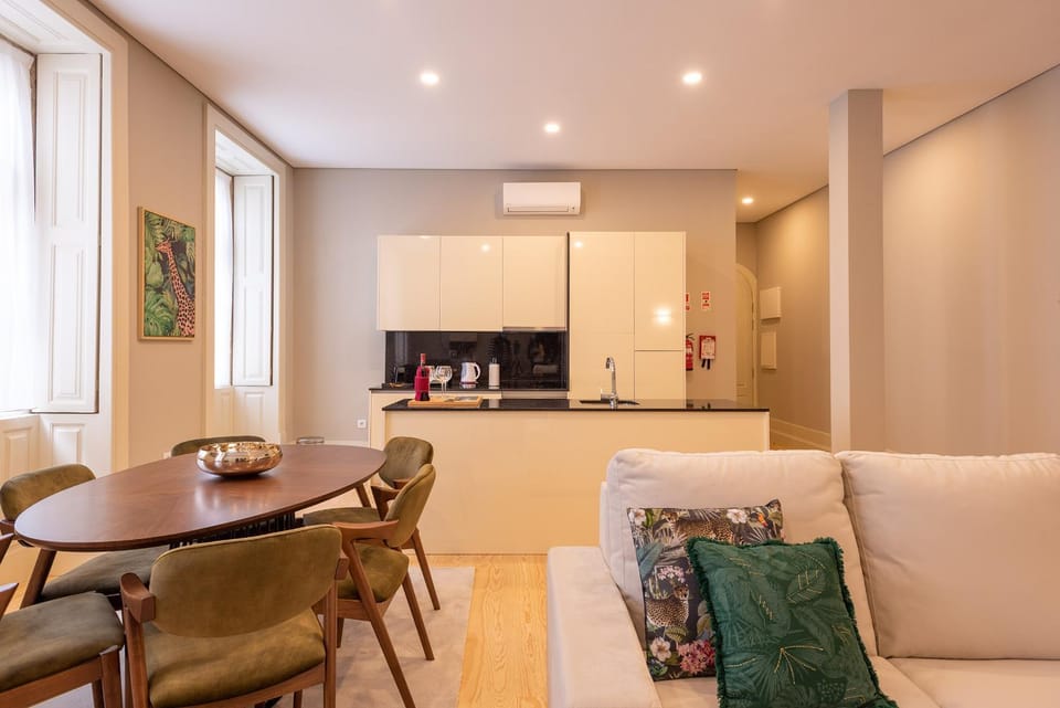 CC Downtown Palace - D Apartment in Porto