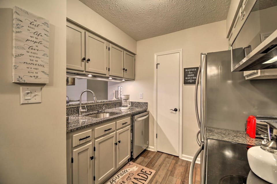 Hike, Ski & More! Modern Sugar Mtn Condo w/ Deck House in Sugar Mountain