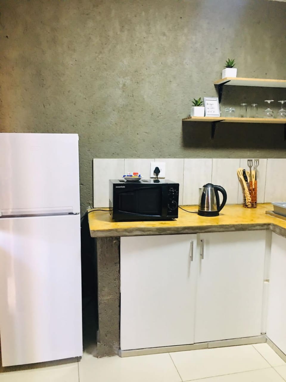 Asante’s Guest House Apartment hotel in South Africa