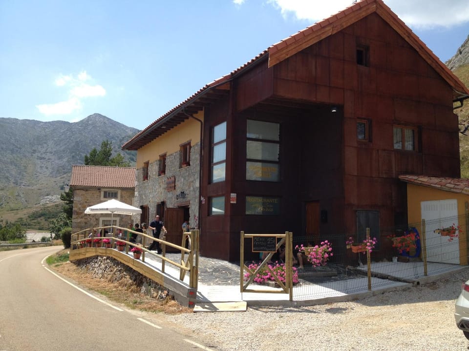 Property building, Winter