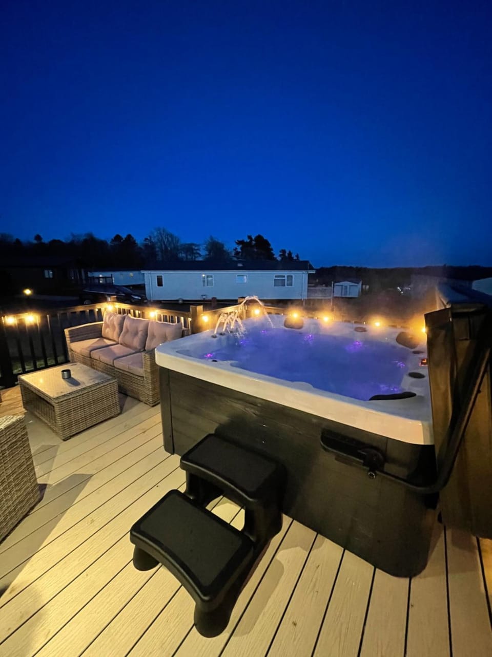 Eagles View - 2 bed hot tub lodge with free golf, NO BUGGY Apartment in England