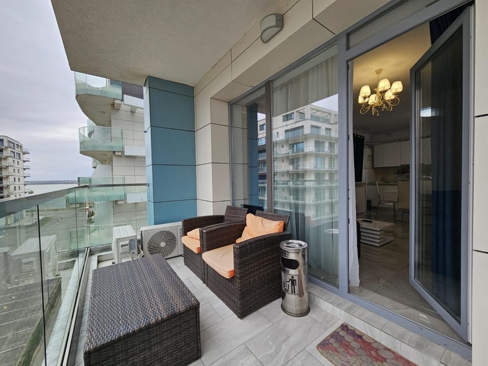 Lotus Studios 42 Apartment in Constanta