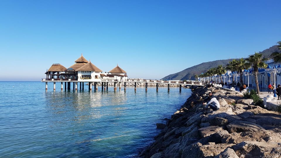 Restaurant/places to eat, Beach