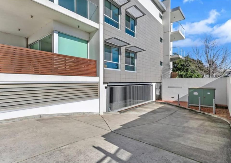 Luxury beachfront apartment at The Breeze - Free Wifi Apartment in Victor Harbor