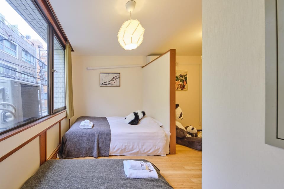 TORA HOTEL Tokyo Ueno 寅ホテル 上野 B Bed and Breakfast in Chiba Prefecture