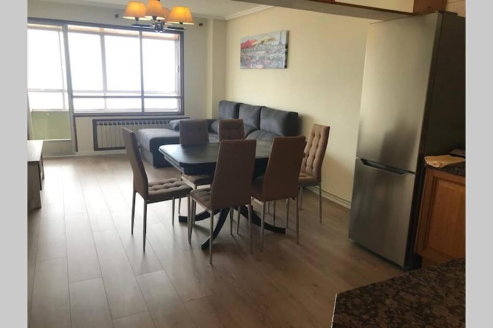 Fantástico piso en primera linea de playa Apartment in Gijón