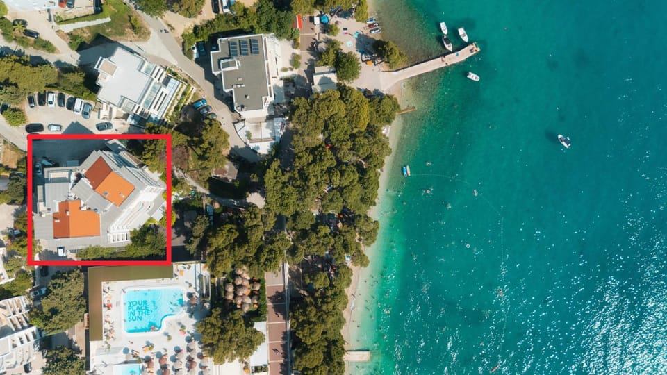 Seafront Apartment Silvija Apartment in Makarska