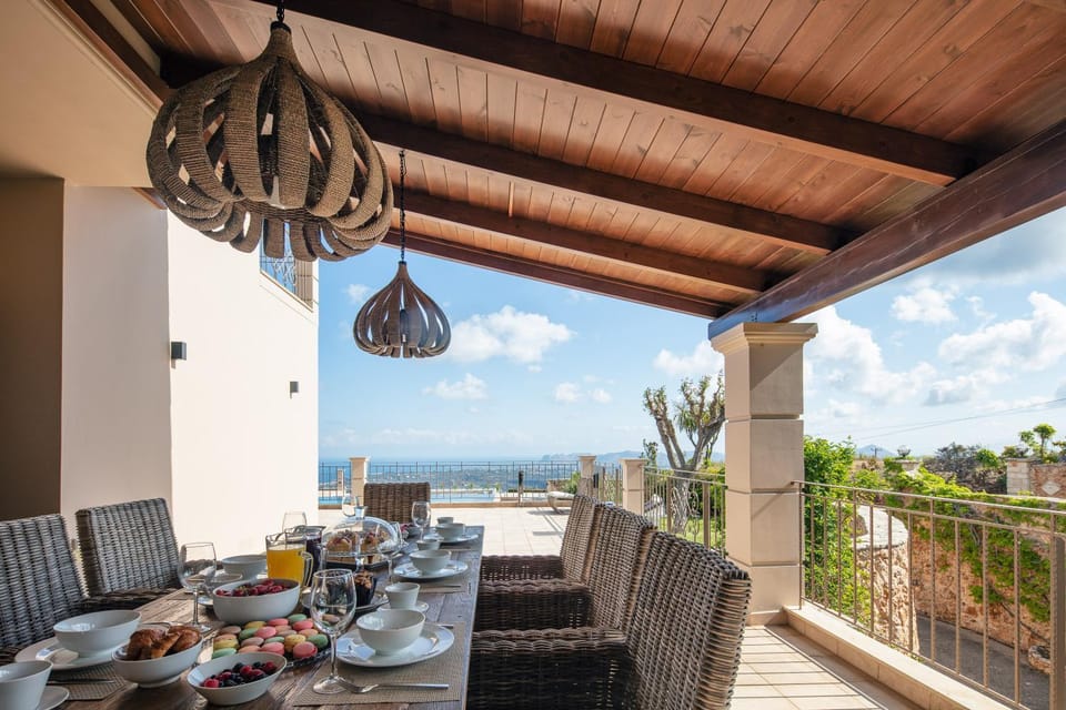 Dining area, Sea view