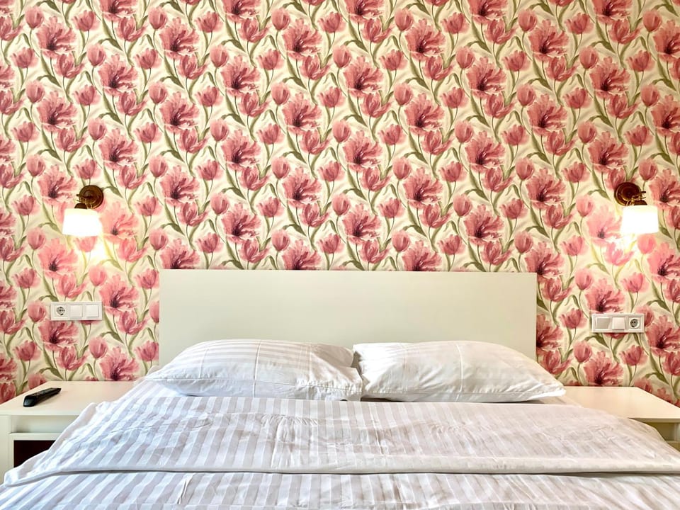 ApartPoltava СВІТЛО ЦІЛОДОБОВО Вишукані апартаменти, 2-ОКРЕМІ КІМНАТИ, квартира в НОВОМУ будинку, Банківський ЧЕК Apartment in Ukraine