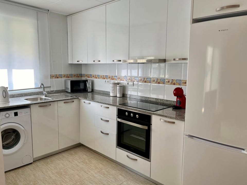Coffee/tea facilities, Kitchen or kitchenette