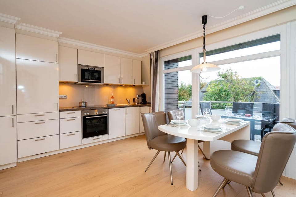 Hüs de Klöwen 1 Stock Apartment in Westerland