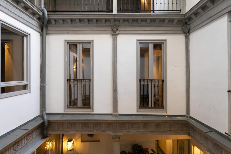 Inner courtyard view