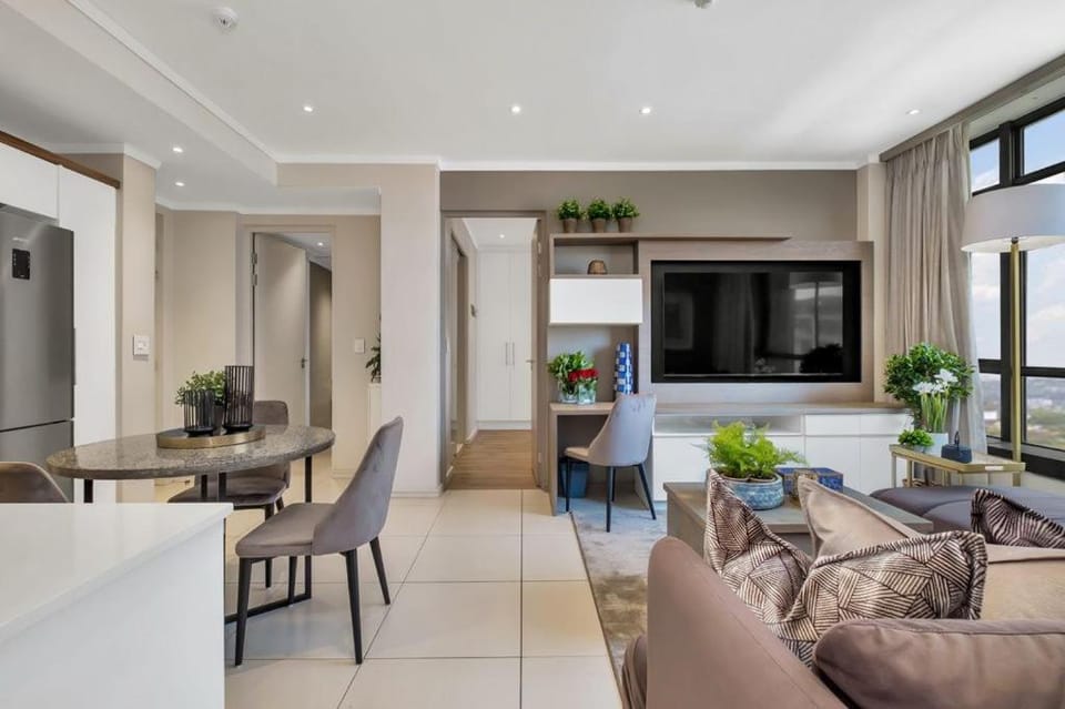 Masingita Towers, 15 West Road South Road Apartment in Sandton