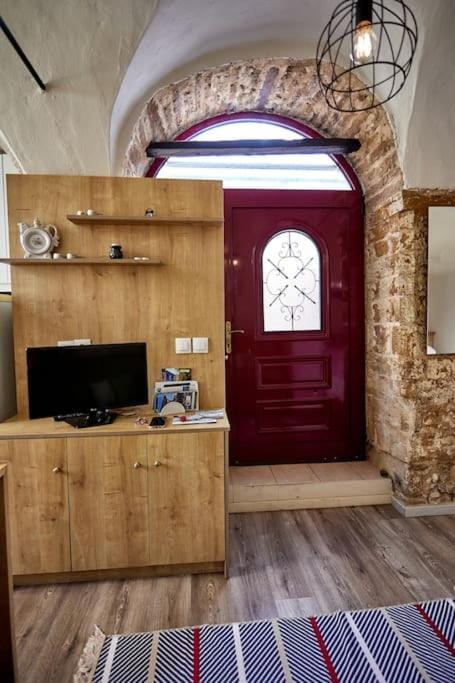 The Mini House Apartment in Decentralized Administration of the Aegean