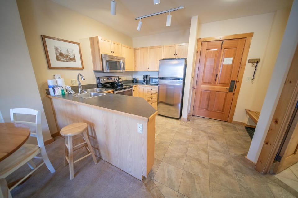 Dakota Lodge 8481 by SummitCove Lodging in Colorado House in Keystone