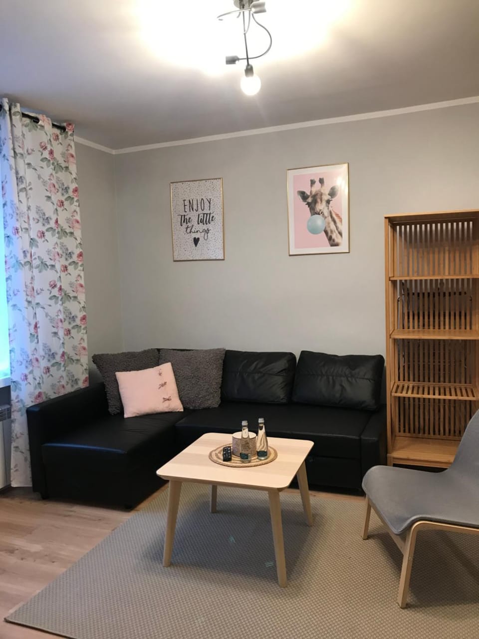 Pastelove mieszkanie przy centrum - bezkontaktowo Apartment in Poland
