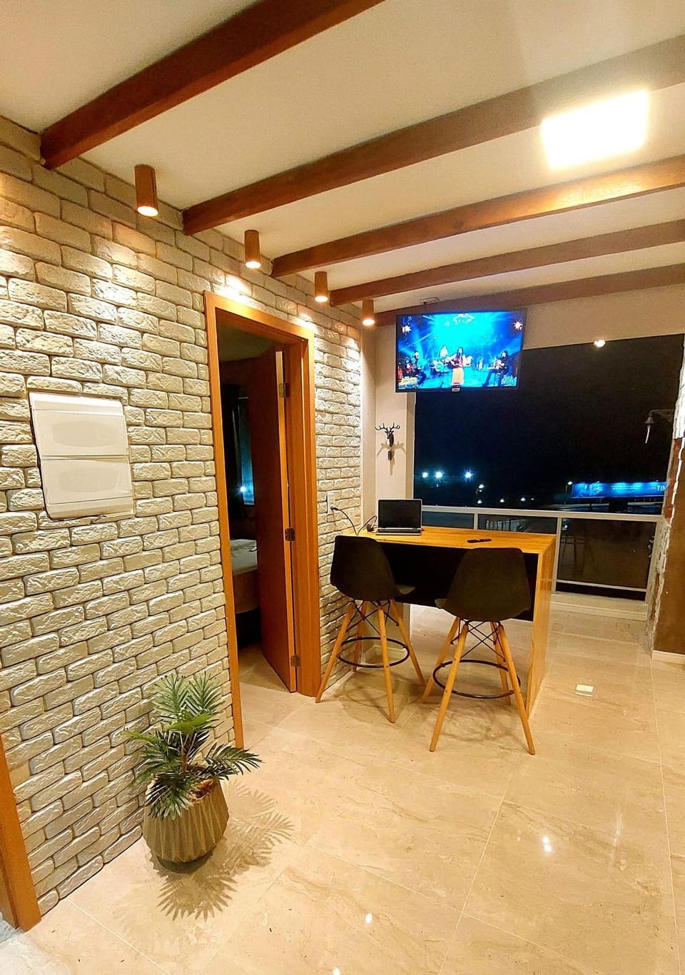 Communal lounge/ TV room, TV and multimedia, Living room