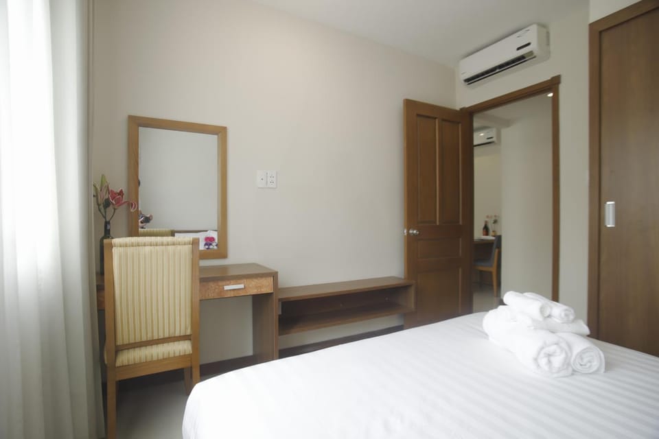 Bed, Bedroom, hair dresser, wardrobe, air conditioner