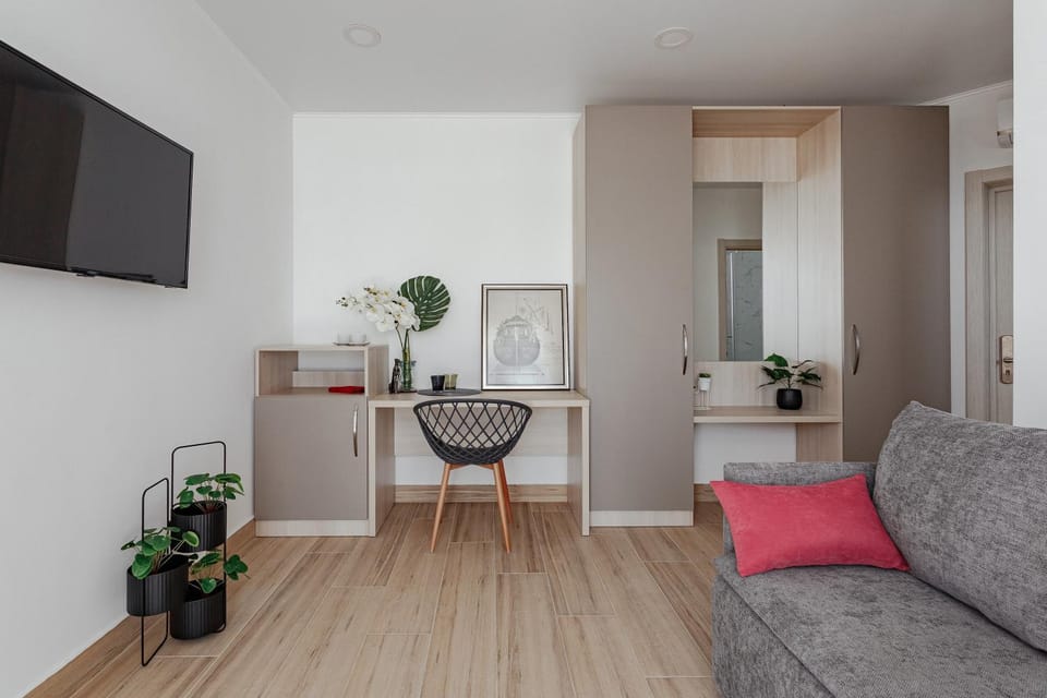 TV and multimedia, Living room, Decorative detail