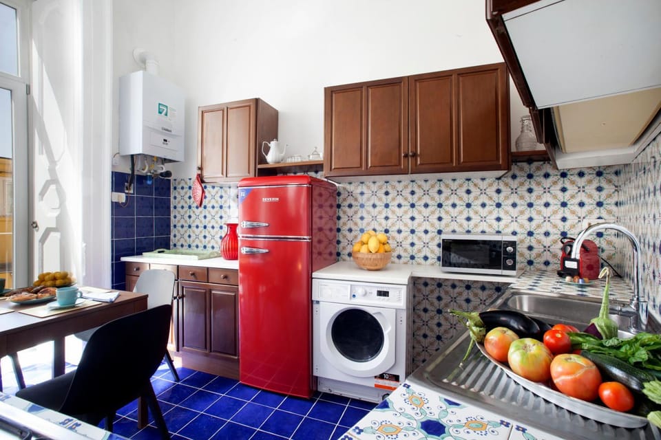 TERESELLA SUITE House in Naples