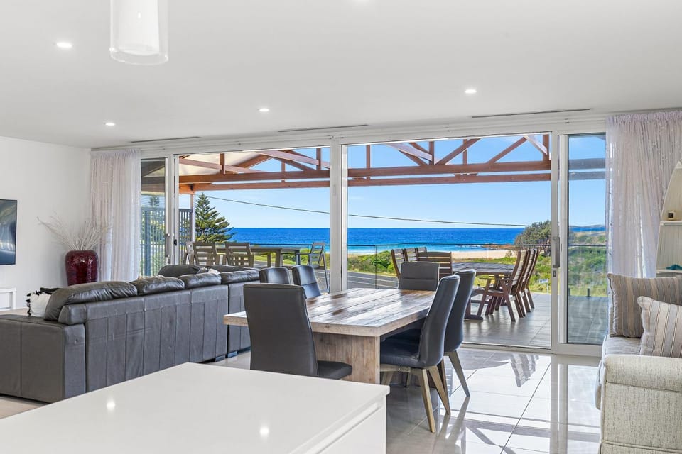 Luxury Beach House House in Narooma