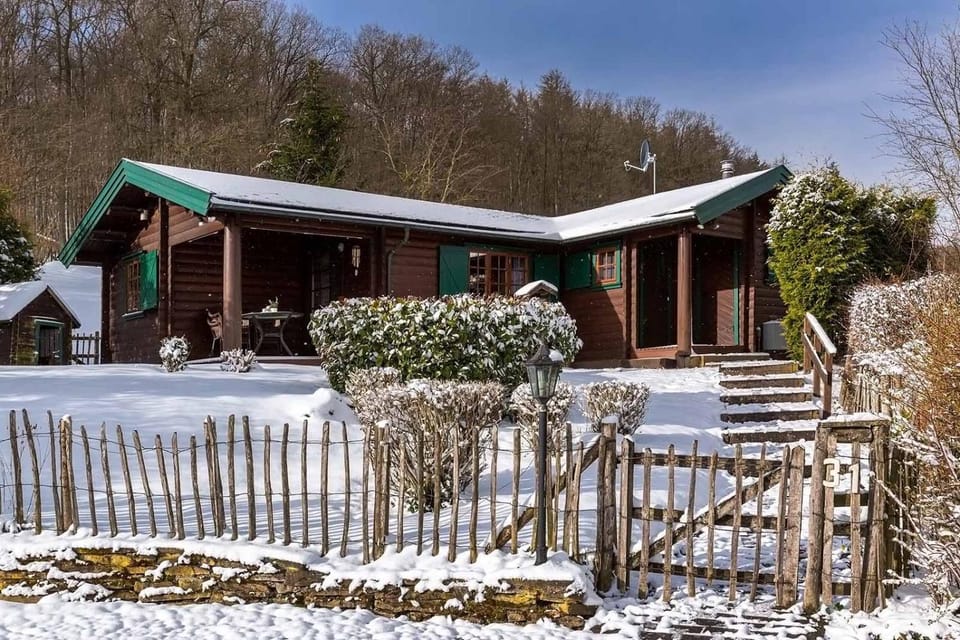 Property building, Winter