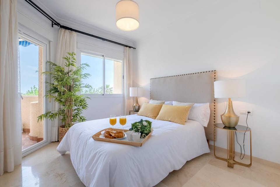 Bedroom, Garden view, Sea view