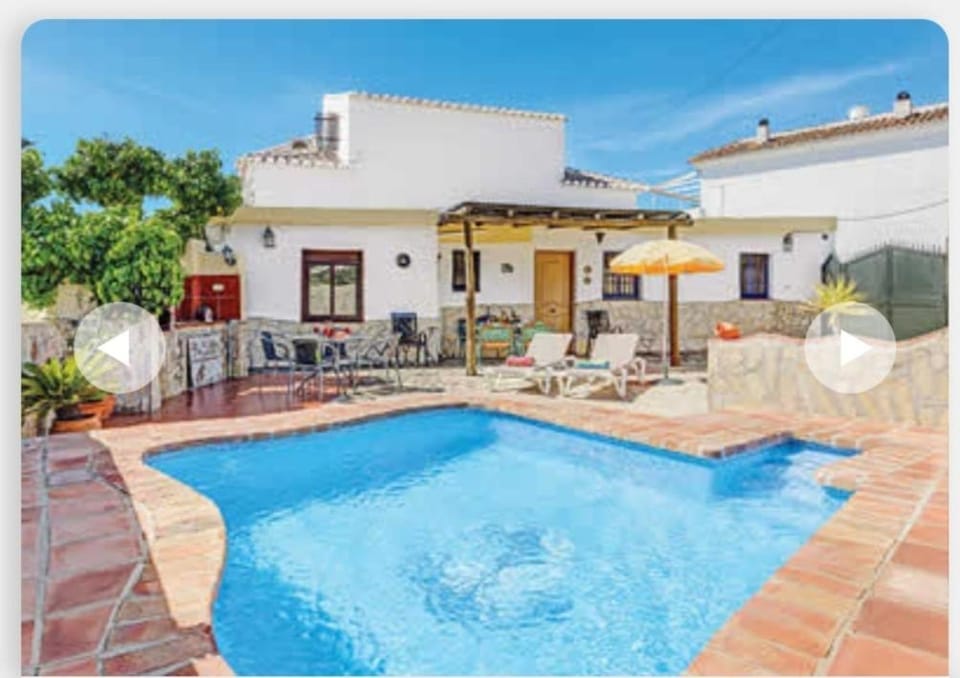 Villa Damara con piscina privada Villa in Nerja
