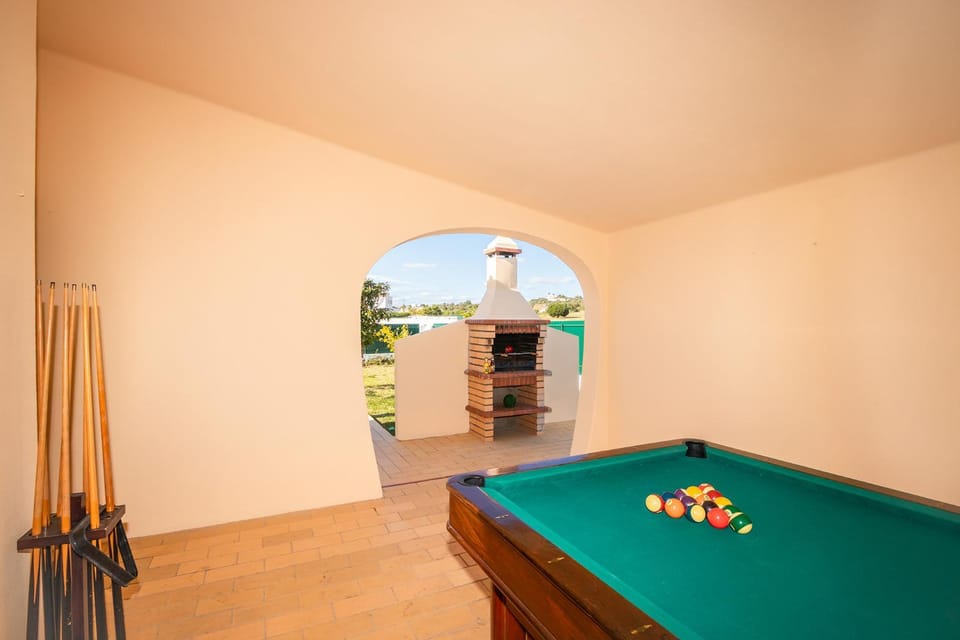 BBQ facilities, Game Room