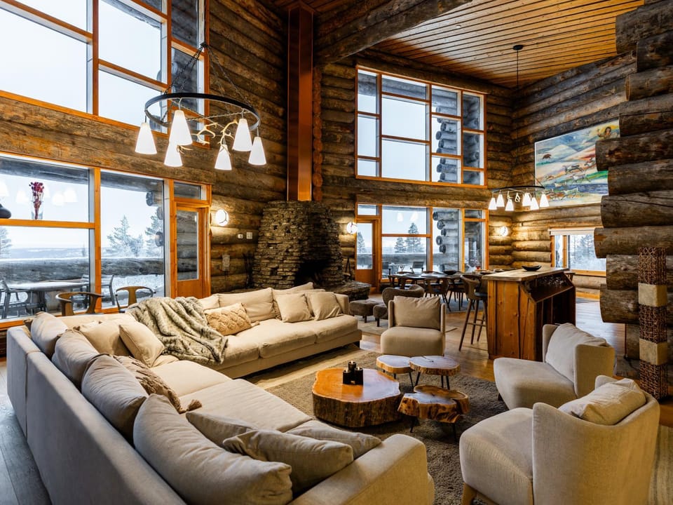 Living room, Seating area