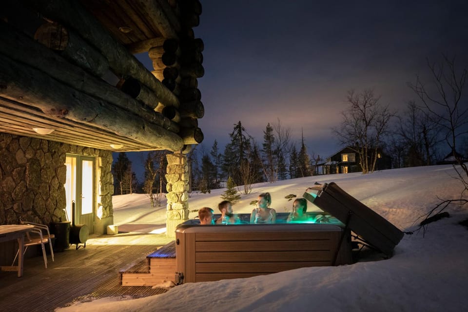 Night, Hot Tub