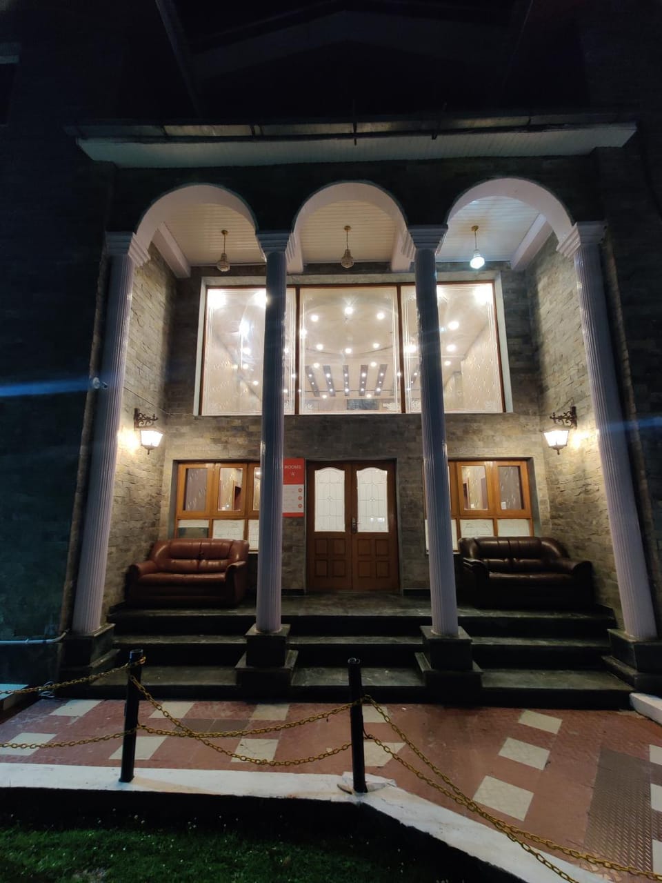 Property building, Facade/entrance
