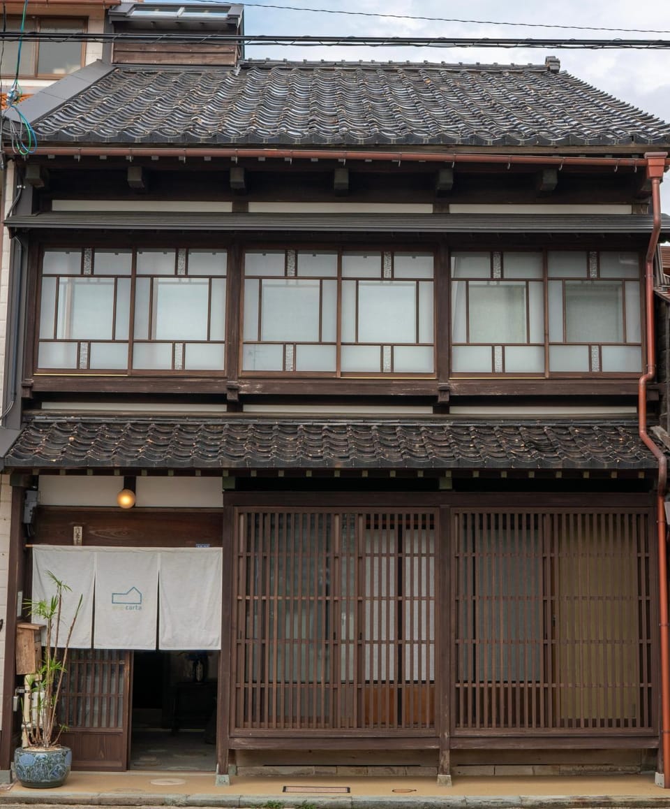 Property building, Internal: Not applicable to any particular room