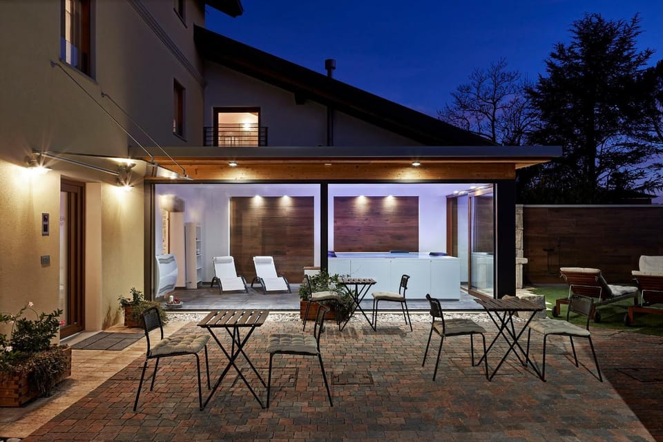Spa and wellness centre/facilities, Inner courtyard view