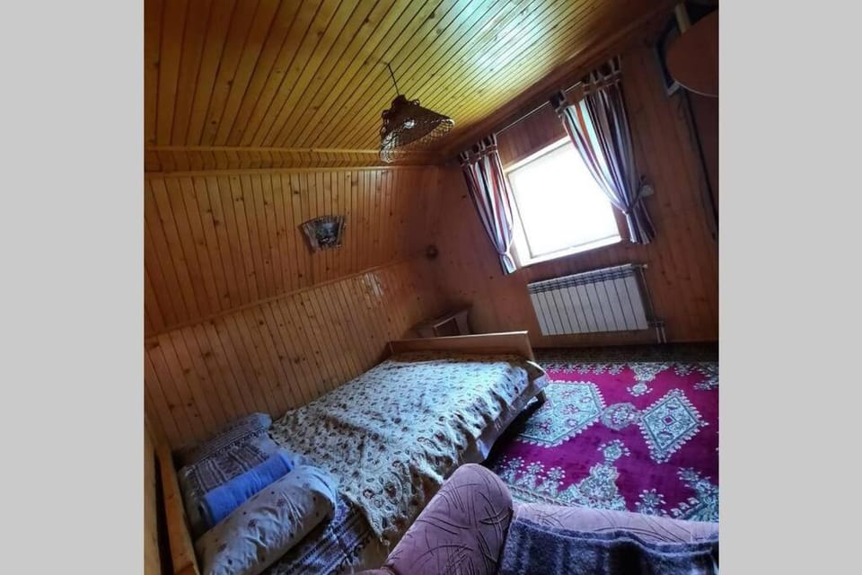 Окремі апартаменти на 8 чоловік Садиба У Ані Apartment in Ukraine